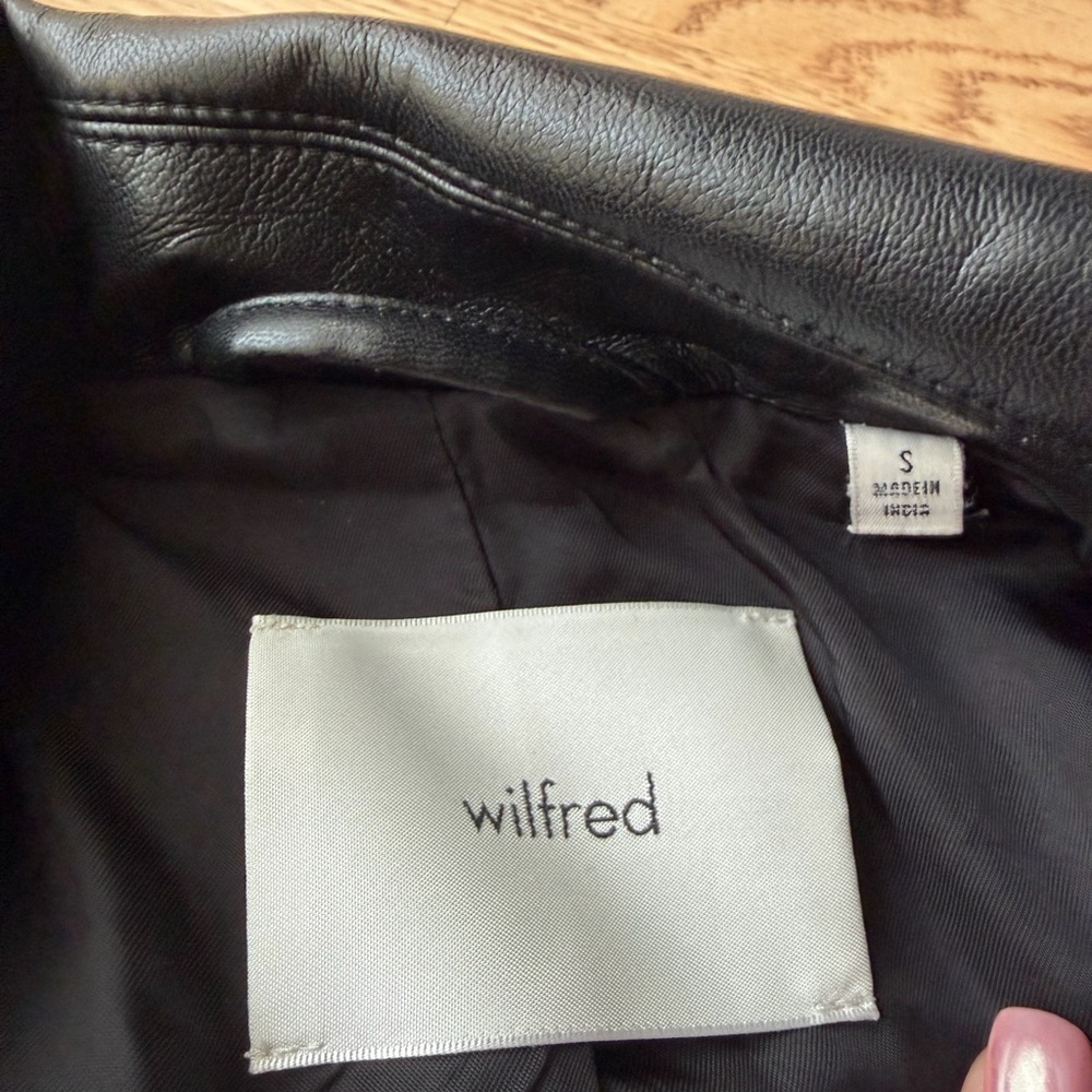 Aritzia Wilfred Black Leather Blazer - Picture 4 of 5